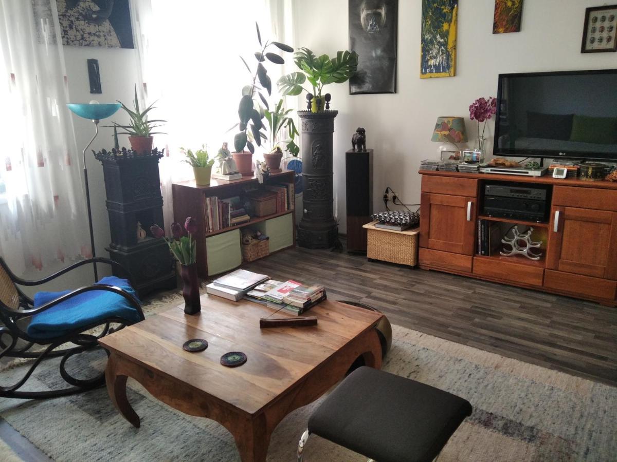 Sunflower Apartment บูดาเปสต์ ภายนอก รูปภาพ